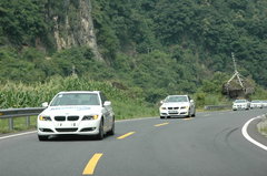2009款 320i 2.0L 时尚型
