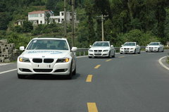 2009款 320i 2.0L 时尚型