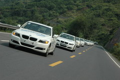 2009款 320i 2.0L 时尚型