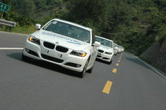 2009款 320i 2.0L 时尚型