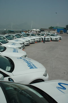 2009款 320i 2.0L 时尚型