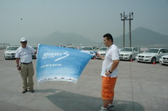 2009款 320i 2.0L 时尚型