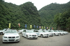 2009款 320i 2.0L 时尚型