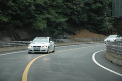 2009款 320i 2.0L 时尚型