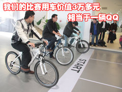 2009款 320i 2.0L 时尚型