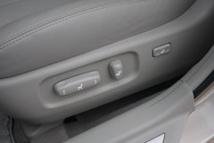 2009款 240E 2.4L AT 精英版