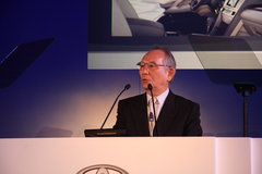 2009款 240E 2.4L AT 精英版