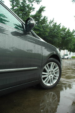 2009款 240E 2.4L AT 精英版