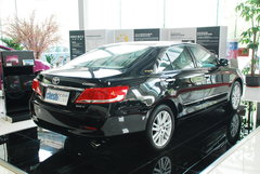 2009款 240E 2.4L AT 精英版