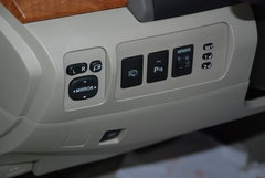 2009款 240E 2.4L AT 精英版