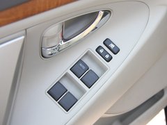2009款 240E 2.4L AT 精英版