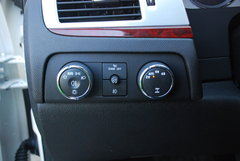 2010款 凯雷德ESCALADE 6.0 Hybrid