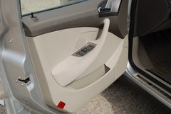 2009款 2.0L 自动 标准型