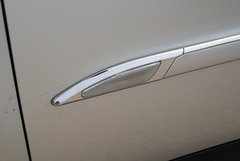2009款 2.0L 自动 标准型