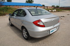 2009款 2.0L 自动 标准型