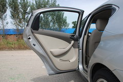 2009款 2.0L 自动 标准型