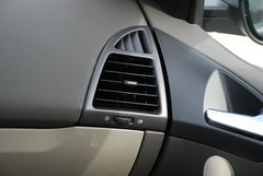 2009款 2.0L 自动 标准型