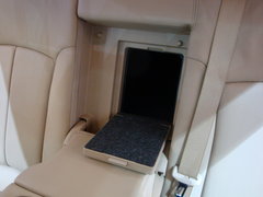 2010款 3.0L 自动 旗舰版