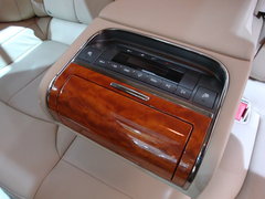2010款 3.0L 自动 旗舰版