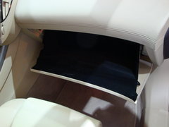 2010款 3.0L 自动 旗舰版