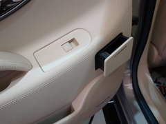 2010款 3.0L 自動(dòng) 旗艦版