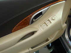 2010款 3.0L 自動(dòng) 旗艦版
