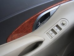 2010款 3.0L 自动 旗舰版