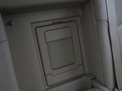 2010款 3.0L 自动 旗舰版