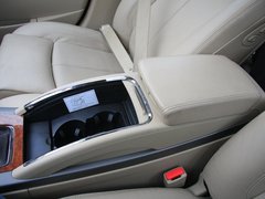 2010款 3.0L 自动 旗舰版