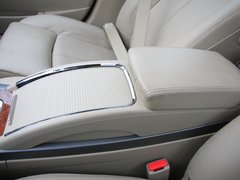 2010款 3.0L 自动 旗舰版