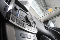 2010款 3.0L 自动 旗舰版