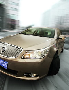 2010款 3.0L 自动 旗舰版