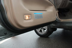 2009款 2.4L 手动 4G64 两驱豪华型