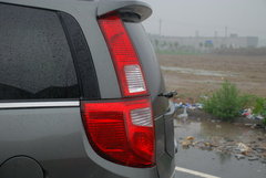 2009款 2.4L 手动 4G64 两驱豪华型