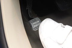 2009款 2.0L CVT 豪华版