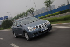 2009款 2.0L CVT 豪华版