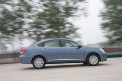 2009款 2.0L CVT 豪华版
