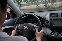 2009款 2.0L CVT 豪华版