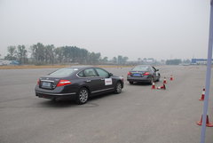 2009款 2.0L CVT 豪华版
