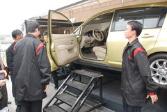 2009款 2.0L CVT 豪华版