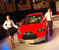 2009款 时尚版 2.0 手动豪华四驱 艺术版