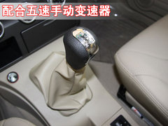 2009款 时尚版 2.0 手动豪华四驱 艺术版
