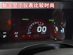 2009款 时尚版 2.0 手动豪华四驱 艺术版