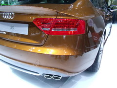 2010款 2.0T Sportback 舒适型