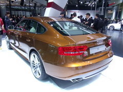 2010款 2.0T Sportback 舒适型