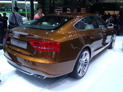 2010款 2.0T Sportback 舒适型