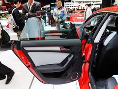 2010款 2.0T Sportback 舒适型