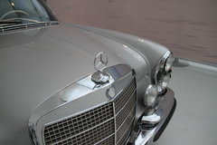 2010款 S300 3.0L 豪华型