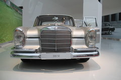 2010款 S300 3.0L 豪华型