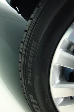 2009款 2.0L 自动 尊享型
